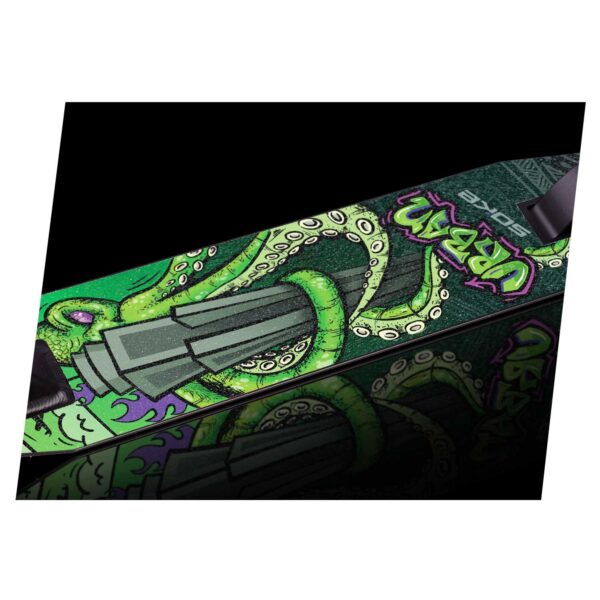 Grip-tape-papier-scierny-do-hulajnogi-Evo-Octopus-Hobby-gt-Hulajnogi-gt-Akcesoria-do-hulajnog-1 Gripą dengianti švitrinio popieriaus juosta „Evo“ paspirtukams – „Octopus“
